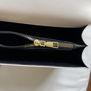 กระเป๋าสะพายไหล่ลายเรขาคณิตน่ารักสไตล์ยุโรป รุ่น Cross-border 2025 ฤดูใบไม้ร่วง  วัสดุโพลีเอสเตอร์  สายโซ่เดี่ยว  พกพาสะดวก  เหมาะสำหรับใช้ในชีวิตประจำวัน - Product Image 2