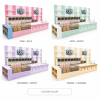 Étagère de présentation personnalisée en bois, métal et acrylique pour confiserie avec éclairage LED pour la décoration intérieure des magasins de bonbons, équipement de vente au détail