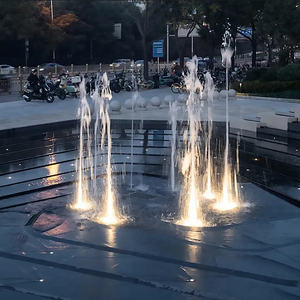 Fontaine interactive carrée à LED pour sol sec, avec contrôle de la lumière et spectacle de jets d'eau dansants - Product Image 4