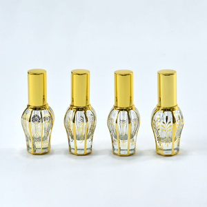 고급 아타르 롤온 향수병 8ml 고품질 스크류 넥 빈 용기 맞춤형 로고 무광 프로스트 마감 카톤 CE 인증 - Product Image 6