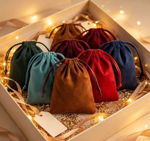 Sac cadeau personnalisé en tissu flanelle velours avec cordon de serrage, recyclable, marque LIHUIDA, pour Noël, mariage, fête, emballage de bonbons, bijoux - Product Image 4