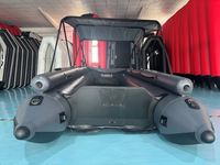 Bateau pneumatique à moteur 15,4 pieds pour 8 personnes avec pare-soleil pliable, support pour cannes à pêche et support d'ancrage pour bateau d'accompagnement de yacht, fabriqué en Chine, faible MOQ