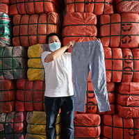 Pengiriman Cepat Ukuran Campur 19kg 38kg Bale Pakaian Musim Panas Celana Bekas Wanita Kasual