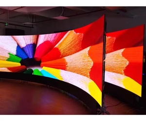 จอแสดงผล LED แบบยืดหยุ่นดิจิทัลลดราคาพิเศษ  หน้าจอวิดีโอโค้งพับได้สีสันสดใส  แผงโมดูลแบบนุ่ม P2.5 ลดราคาพิเศษสำหรับใช้งานภายในอาคาร W - Product Image 3