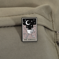 Broches en émail punk gothique, chat buvant du café, tarot, squelette, broche, badge de revers, bijoux d'Halloween, cadeau en gros