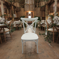 Chaises empilables en bois de hêtre et de chêne à grain de bois blanc en résine pour la restauration, la location, les mariages, les chaises Chiavari à dossier croisé