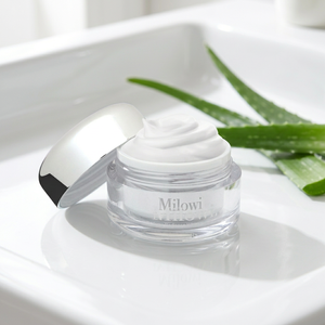 CREMA BLANQUEADORA MILOWI V2 MAGIC RADIANCE 50g Crema Antiarrugas de Aclarado Inmediato para una Piel Hidratada y Radiante - Product Image 1