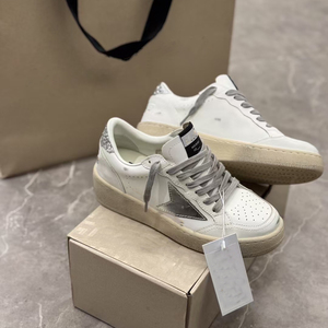 Chaussures Rétro Effet Vieilli pour Femme, Chaussures de Sport Plates en Cuir Effet Vieilli avec Étoiles pour Homme, Semelle Intérieure Rehaussante à Cinq Branches en Forme d'Étoile - Product Image 3