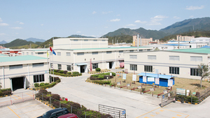 SL-5Q bán buôn bảng điều khiển cử<span class=keywords><strong>a</strong></span> xe PP nhự<span class=keywords><strong>a</strong></span> phun sơn PE lớp phủ nhự<span class=keywords><strong>a</strong></span> sản phẩm nóng ABS Aerosol phun có thể sơn nhự<span class=keywords><strong>a</strong></span> - Product Image 3