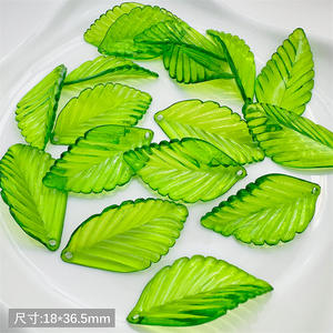 20 pièces/sac, breloques en feuilles <span class=keywords><strong>d</strong></span>'acrylique vertes, perles transparentes en forme de feuilles <span class=keywords><strong>d</strong></span>'érable simulées, pendentifs pour la fabrication de colliers, bracelets et bijoux DIY - Product Image 6