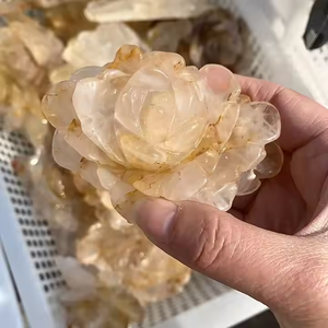 Di alta qualità naturale dorato guaritore di <span class=keywords><strong>loto</strong></span> a forma di giallo fuoco quarzo ematoide di cristallo artigianale elegante intagliato decorazione per i regali - Product Image 3