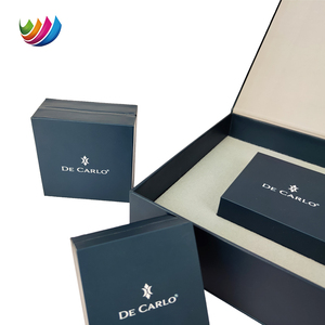 Weiyi Étui en papier rigide laminé mat de luxe imprimé sur mesure et boîte à bijoux emballage pour bracelets et bagues - Product Image 5