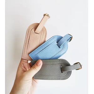 Etiqueta de Equipaje Personalizada de Cuero PU Saffiano para Maletas de Viaje, Etiquetas de Nombre Ajustables, Etiqueta de Equipaje Duradera para Aerolíneas - Product Image 3