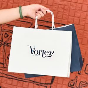 Bolsas de Papel Kraft Ecológicas Personalizadas con Asa y Logotipos Impresos para Regalos, Compras y Promoción en Supermercados - Product Image 2