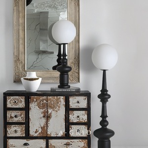 โคมไฟตั้งพื้นสไตล์อิตาเลียนย้อนยุคแบบเสาโรมันสำหรับห้องนั่งเล่นและห้องนอน โคมไฟตั้งโต๊ะวินเทจสุดหรูข้างโซฟาและข้างเตียง - Product Image 2