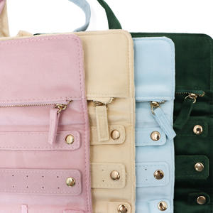 Organizzatore di Gioielli in Velluto, Astuccio Arrotolabile Multifunzionale per Gioielli, Borsa Portaoggetti da Viaggio per Donne, Regali Promozionali e Aziendali - Product Image 5