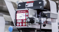 Machine de fabrication de serviettes hygiéniques pour femmes entièrement automatique