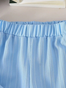 Großhandel Kleinkind Mädchen Kleidungsset Gerüschtes Ärmelloses Blumenhemd + Schlaghose 2-teiliges Outfit Kleidungsset - Product Image 5