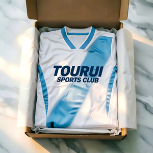 Nouveau maillot de football du Guatemala 2026, respirant et confortable, avec nom et logo personnalisables - Product Image 1