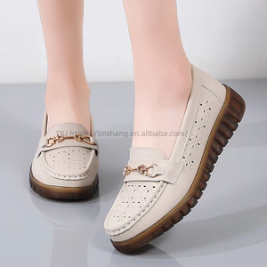 Summer Genuine <b>Soft</b>-Soled Mother's <b>Shoes</b> Hollow Breathable Versatile Women's <b>Shoes</b> Comfortable for Elderly People Feet - Product Image 1