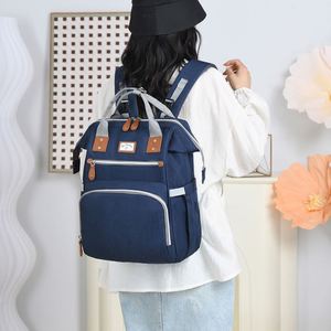 Sac à dos portable imperméable pour maman, grande capacité, sac à langer pour bébé avec USB - Product Image 5