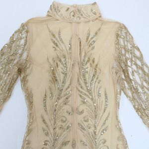 ชุดเดรสแฟชั่นสำหรับคลับชุดเดรสเข้ารูปขนนกสีเลื่อมพิมพ์ลายเซ็กซี่ดีไซน์ใหม่ - Product Image 6