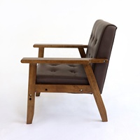 Fauteuil d'appoint en bois massif de style Mid-Century, chaise de loisirs avec assise et dossier capitonnés en PU, fourni directement par l'usine