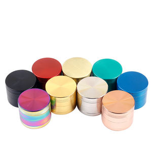 Commercio all'ingrosso 63 mm di zinco manuale di fumo secco Logo personalizzato nuovo Stock di stampa completa in metallo smerigliatrice accessorio per uso del tabacco - Product Image 1