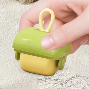 携帯用、再利用可能、環境に優しい、耐久性のあるプラスチック製の毛玉取りローラー、洗える粘着式ヘアリムーバー、家庭用、効果的 - Product Image 1