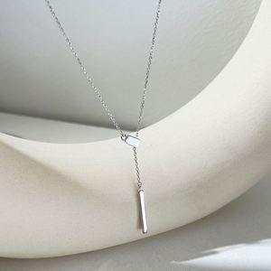Collier pendentif chaîne à maillons en forme de nœud en argent sterling 925, design minimaliste tendance Dylam - Product Image 5