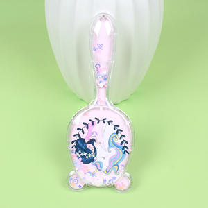 BLISSLIFE Peine <span class=keywords><strong>de</strong></span> Masaje Popular con Diseño <span class=keywords><strong>de</strong></span> Oso <span class=keywords><strong>de</strong></span> Dibujos Animados, Cepillo para el Cabello <span class=keywords><strong>de</strong></span> Niños con Lentejuelas Brillantes, Lindos Animales, Peine con Cojín <span class=keywords><strong>de</strong></span> Aire para Niños - Product Image 1