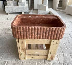 Lavabo Integrado de Mármol Rojo Acanalado |   Lavabo Monolítico, Duradero y Ecológico para Baño |   Lavabo Escultural de Lujo - Product Image 4
