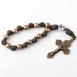 Pulseras de <span class=keywords><strong>Rosario</strong></span> metálicas coloridas, Cruz católica de Jesucristo, cuerda de paraguas, cuentas de oración tejidas, joyería cruzada - Product Image 4
