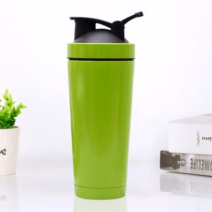Bouteille de <span class=keywords><strong>shaker</strong></span> sportive écologique FX Factory de 720 ml, anti-fuite, isolée sous vide, en acier inoxydable 18/8, mélangeur de protéines - Product Image 4