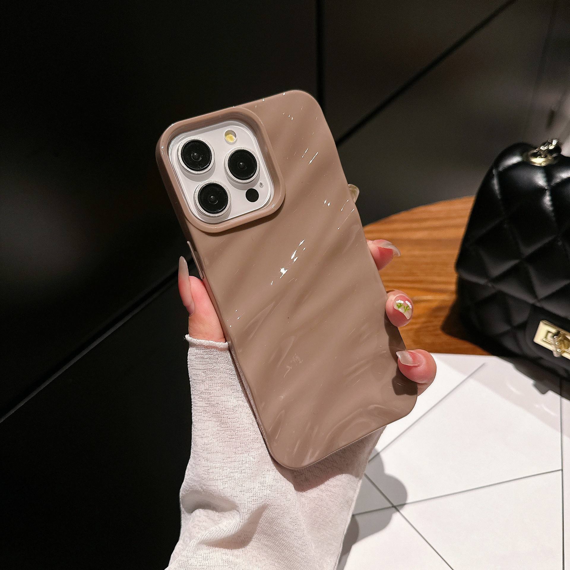 สีน้ำตาล