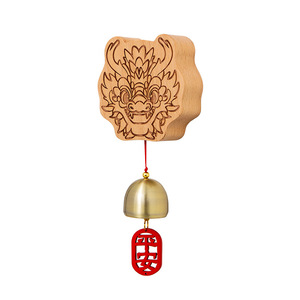 Carillon éolien en bois de hêtre avec tête de dragon, cloche en laiton et pendentif rouge, sonnette pour décoration intérieure, cadeau - Product Image 2