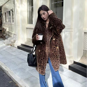 Manteau en fausse fourrure imprimé léopard personnalisé ceinture de style long automne hiver chaud épais ample décontracté femmes manteau en fausse fourrure de renard léopard - Product Image 5