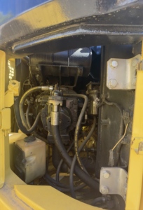 Excavatrice hydraulique Komatsu PC128 d'occasion d'origine américaine, 29 tonnes, puissance de 136 kW, haute efficacité, travaux de construction de moyenne envergure - Product Image 6