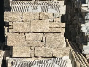 Doğal kayrak duvar kaplama kaplama çimento geri dayanıklı yapı malzemesi ile yığılmış