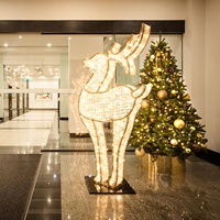 Peuplier Imperméable Personnalisé Géant Extérieur Renne De Noël avec Sculpture De Lumière Led pour La Décoration De Noël En Plein Air