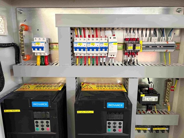 OEM ODM Industrial VFD Motor Control Center Cabinet Intelligent Pump Controller Panel with Inovance VFD