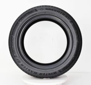 Neumáticos de Invierno Sin Clavos 215/55R17 Nuevos - Product Image 3