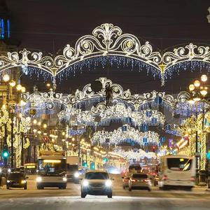 Luz LED personalizada IP65 con diseño de cruz para decoración navideña y festiva. - Product Image 1