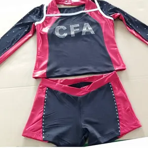 Uniformi cheerleader in spandex metallico personalizzato