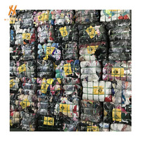 L'importateur offre des vêtements d'occasion de qualité coréenne USA Canada Top Used Hood Jacket Jersey Blouses Bales Clothing Toronto United