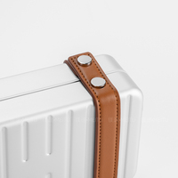 Étui de téléphone portable en aluminium de qualité supérieure avec bandoulière, portefeuille, design rayé imperméable et tendance pour femme