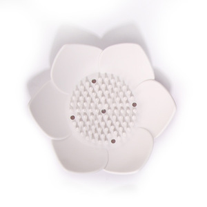 Floral Soap Dish Flower Shape Silicone Draining Bathroom Tray White Gray Blue Pink Scandinavian Style Deck Mount - Product Image 3