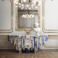 Meubles de maison, table console moderne et unique, style héritage, avec azulejos peints à la main et détails en laiton poli, pour salon