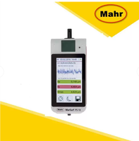 Appareil de mesure de rugosité de surface portable de la série MarSurf de la marque Mahr, avec une précision de mesure jusqu'au niveau du nanomètre.