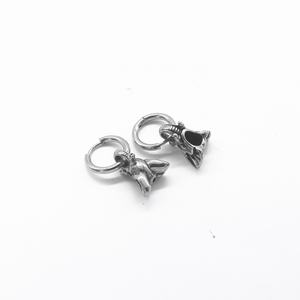 Boucles d'oreilles créoles personnalisées pour hommes en acier inoxydable 316L doré, hypoallergéniques, avec breloque tête de chacal Anubis, style vintage punk, cadeau - Product Image 3